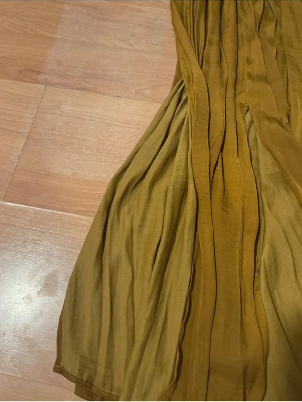 Maxi skirt with slits